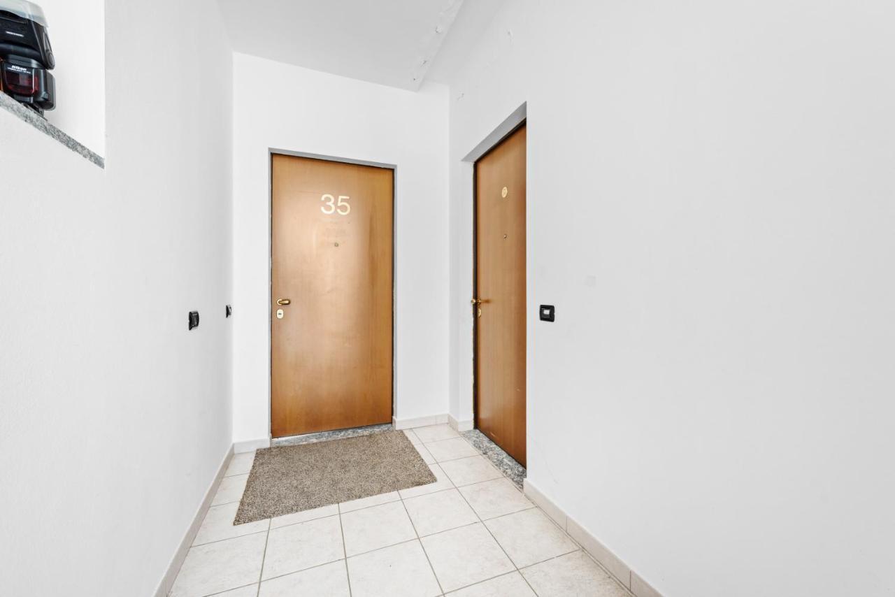 Casacamelia 35, 3 Bdrm With View Lake Como Lägenhet Acquaseria Exteriör bild